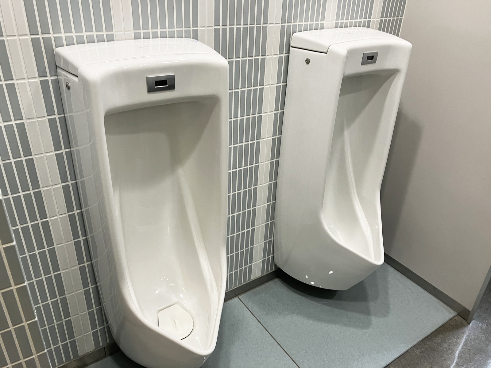 男性用トイレ