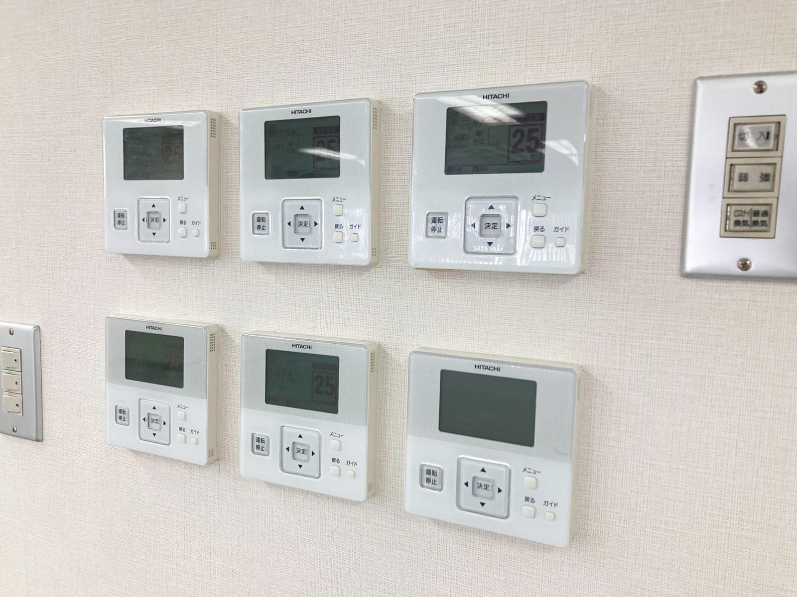 スイッチ類