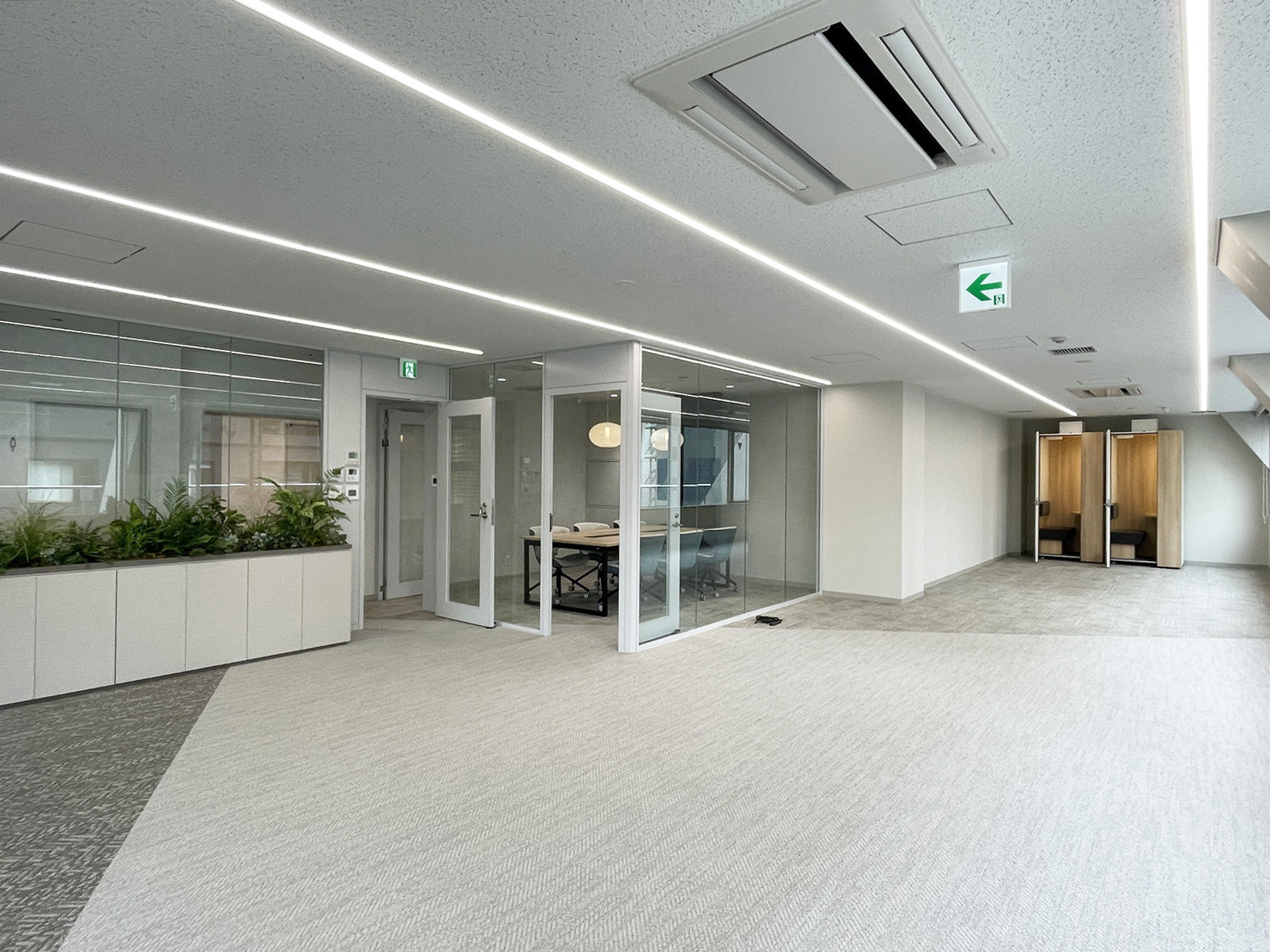 オフィス室内参考画像（6階・約44坪）