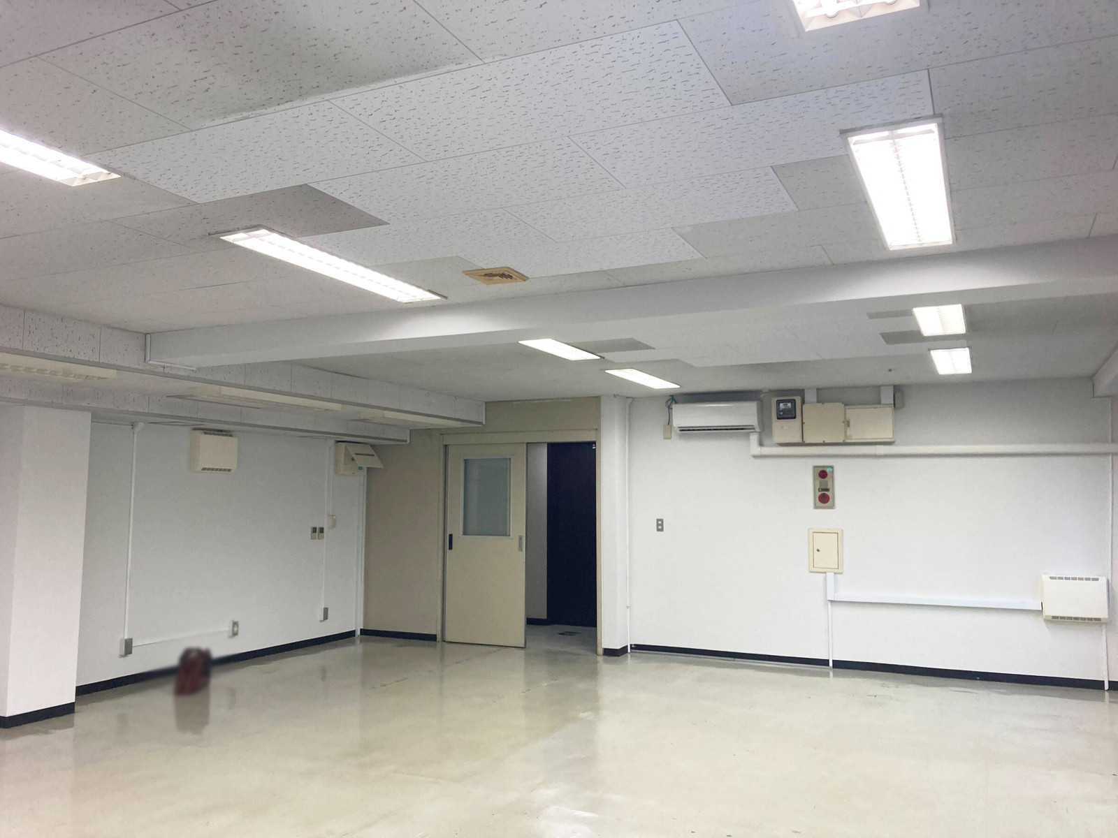 別角度の様子