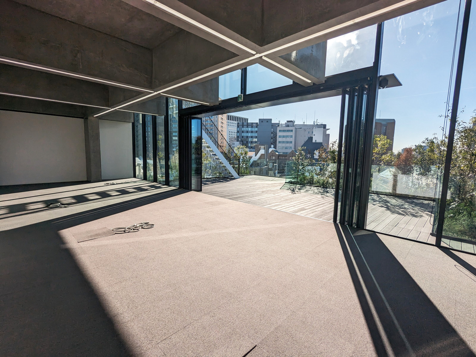 別フロアの室内参考画像(5階・約32坪)