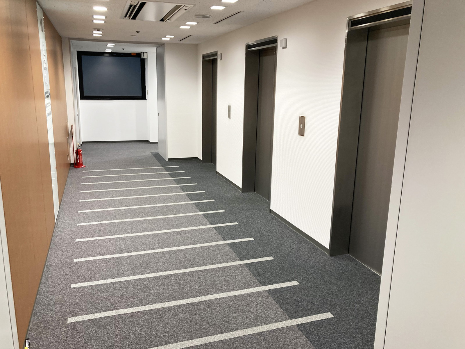 エレベーターホール