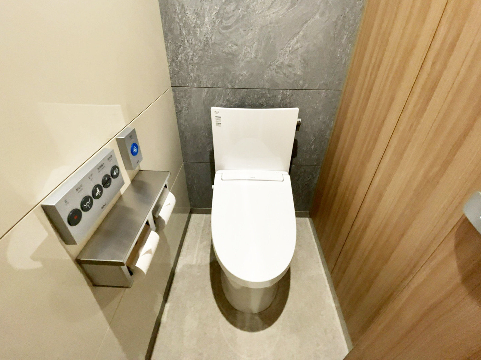個室トイレ