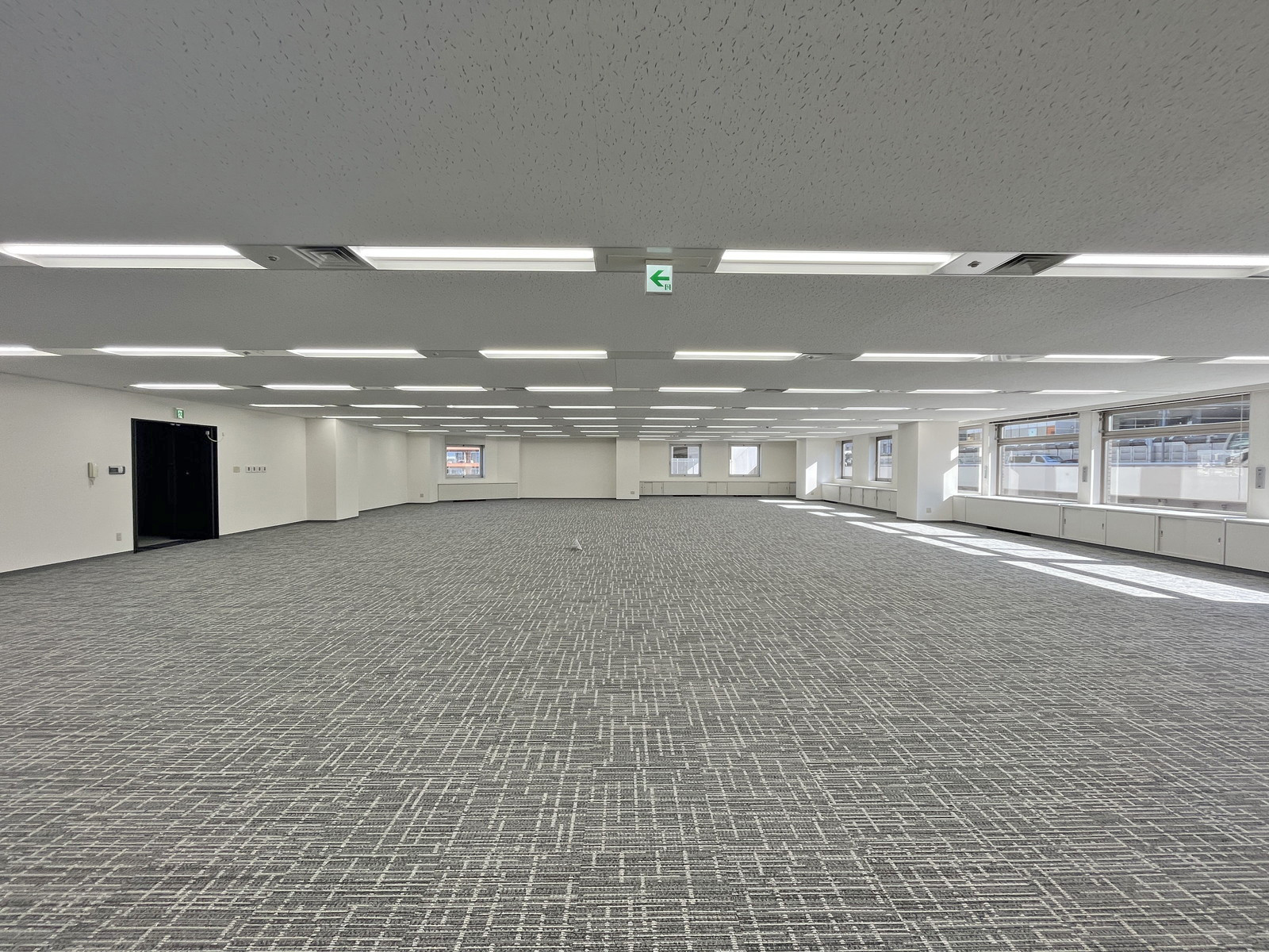 オフィス室内参考画像（5階・約149坪）