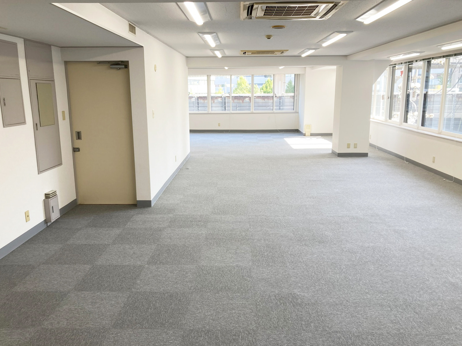 オフィス室内参考画像(4階・約44坪)