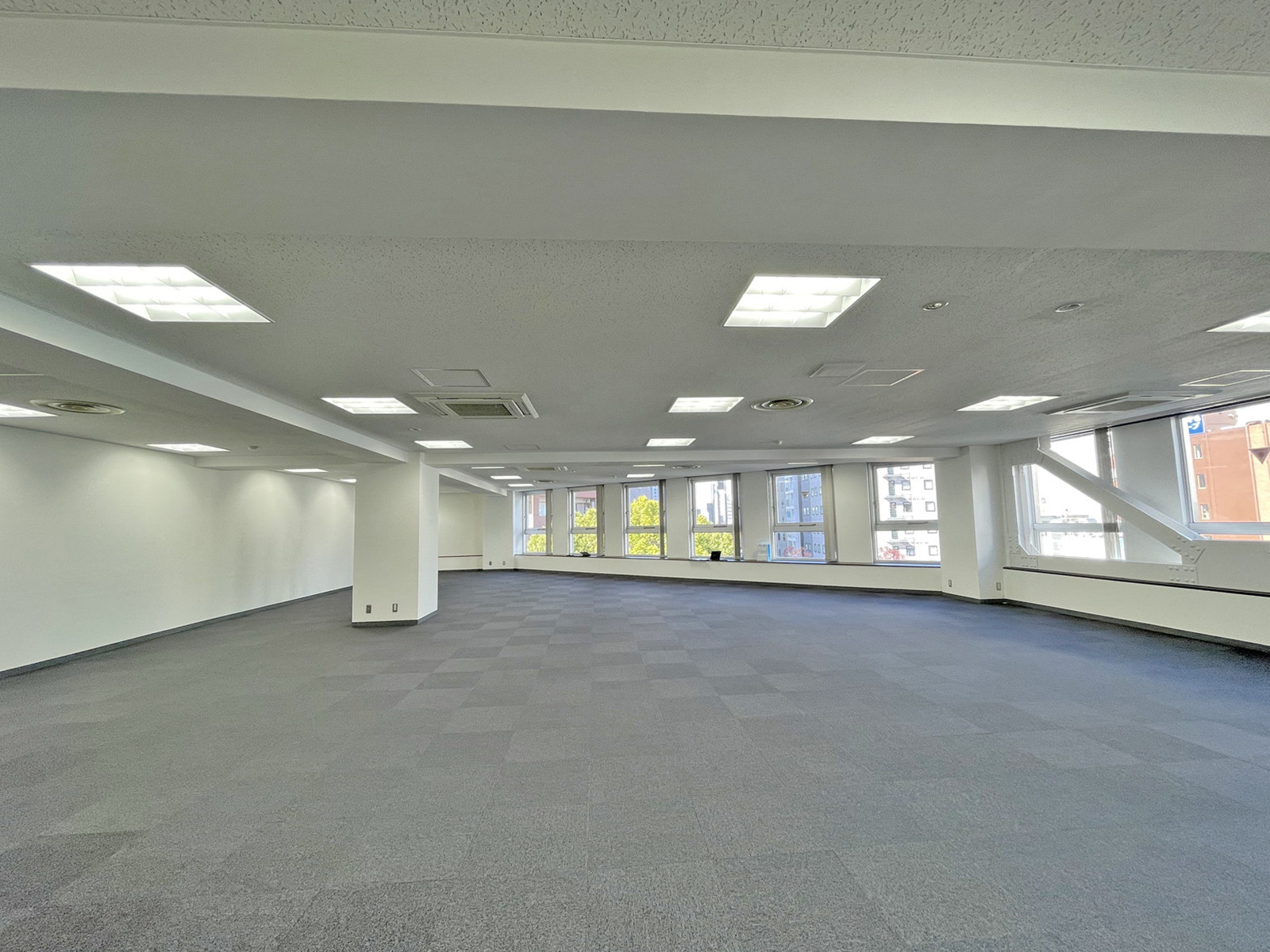 オフィス室内参考画像(5階・57坪)