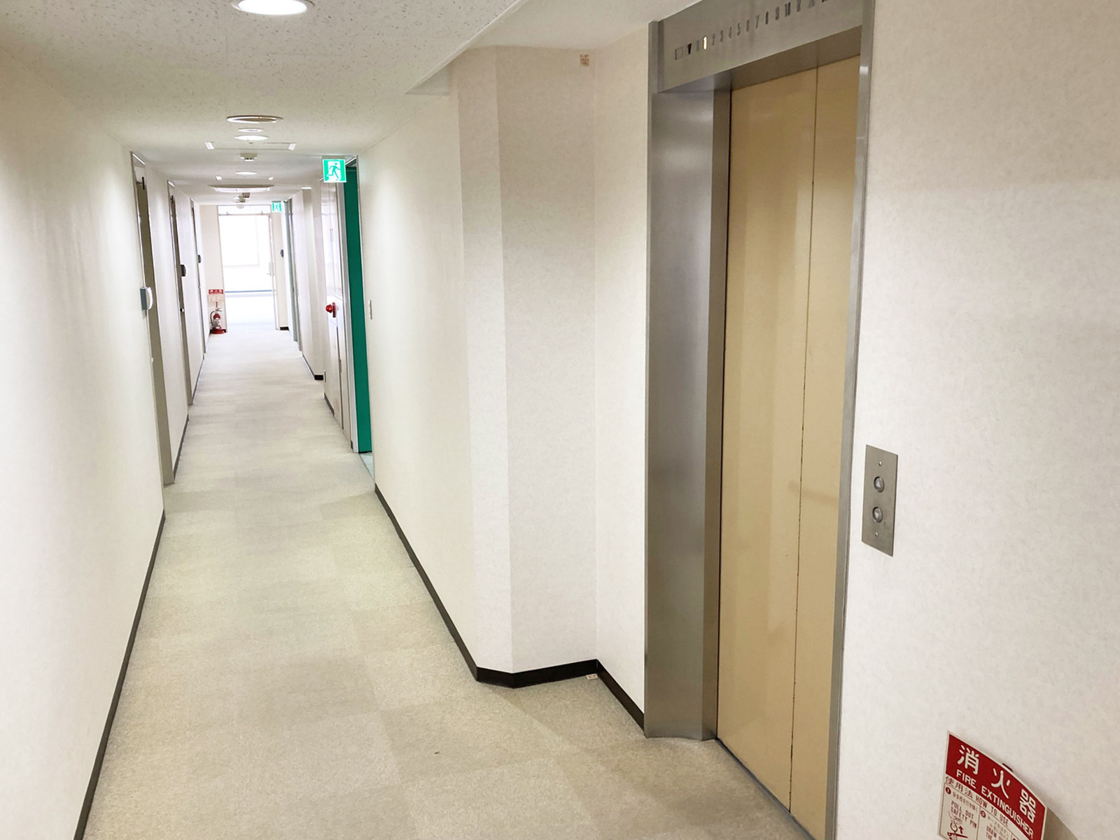 エレベーターホール