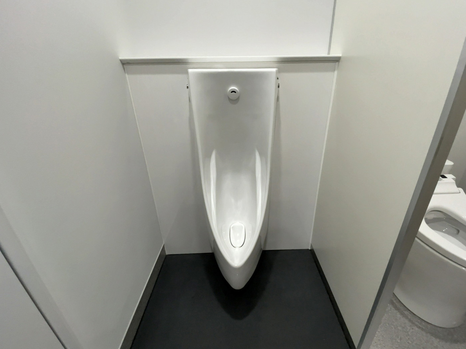 男性用トイレ