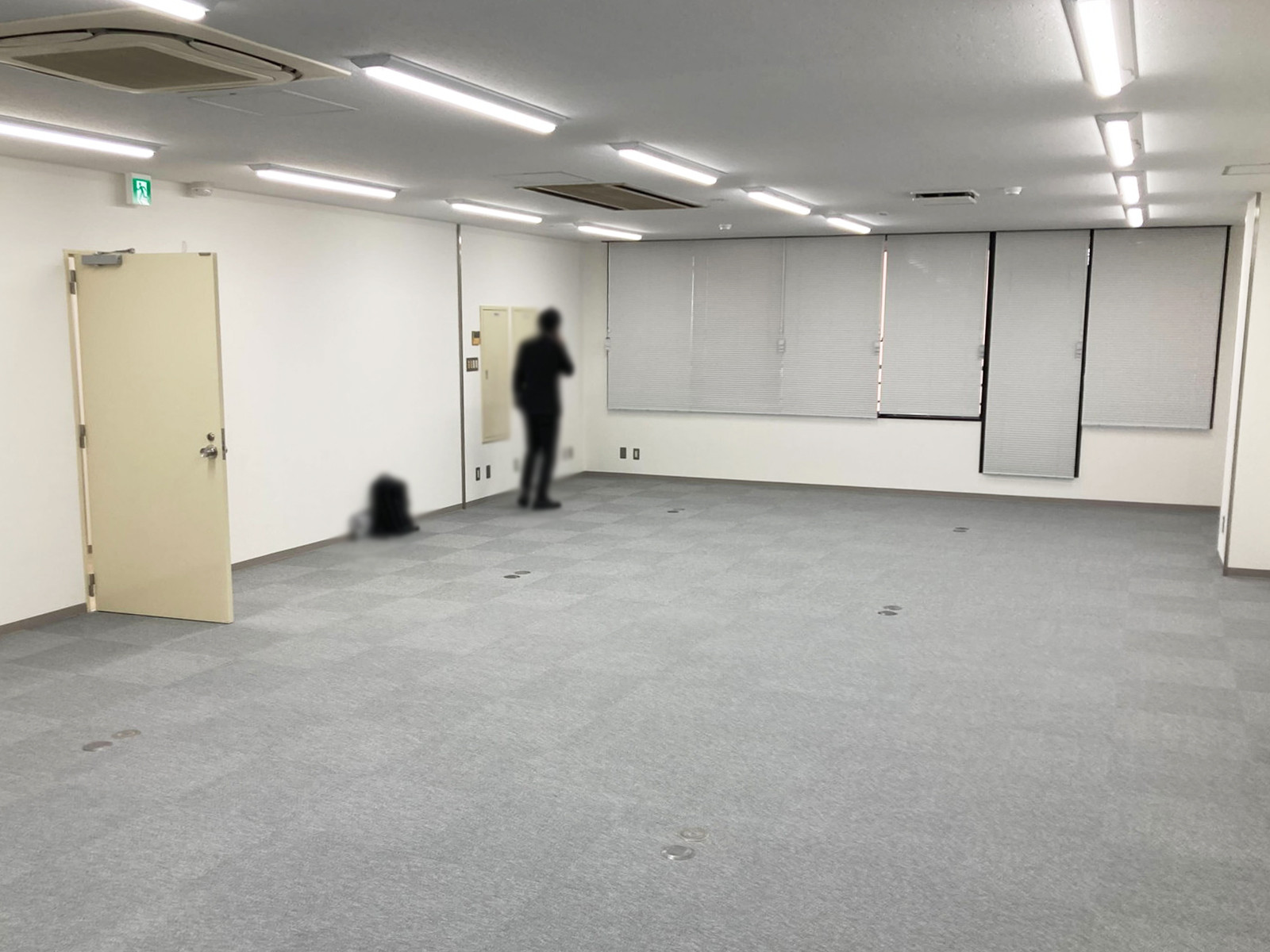 別角度の様子
