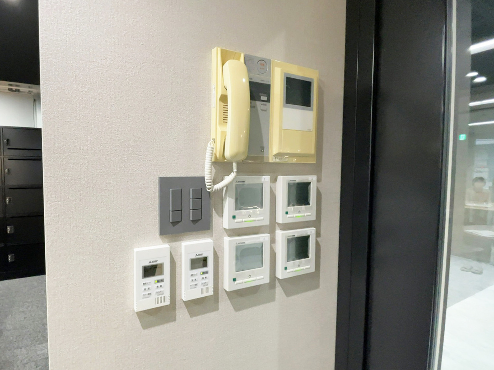 スイッチ類