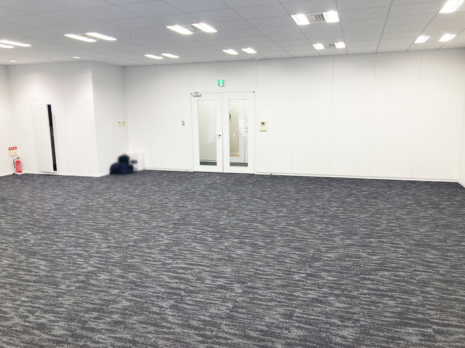 別角度の様子