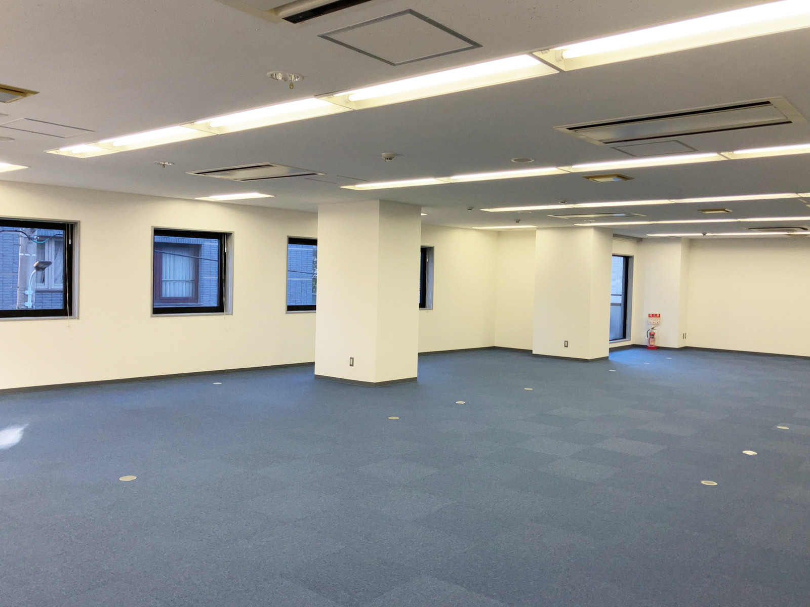 オフィス室内参考画像(2階・約47坪)