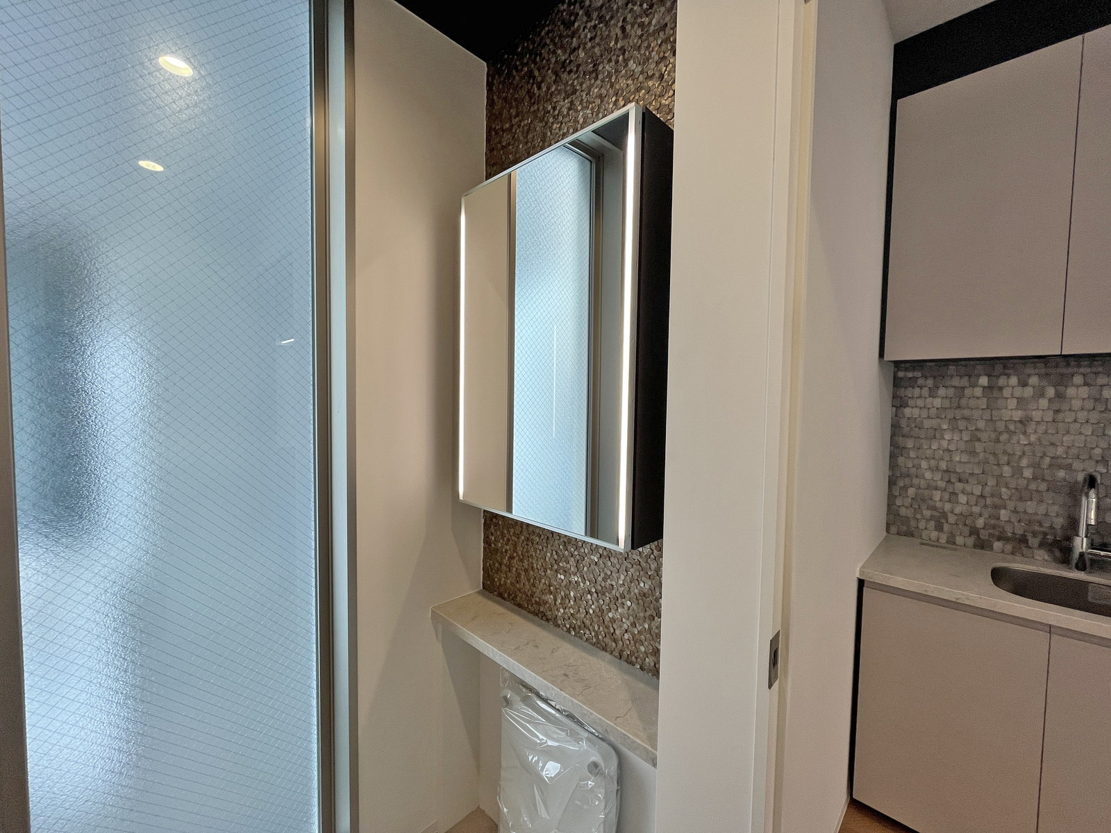 女性用トイレ専用鏡