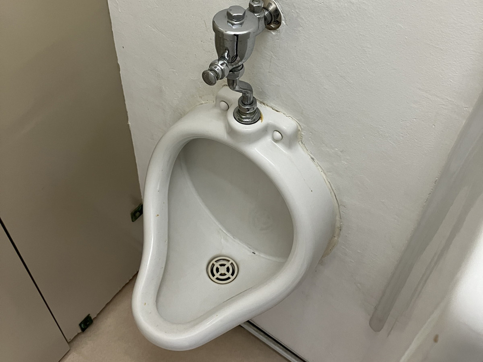 男性用トイレ
