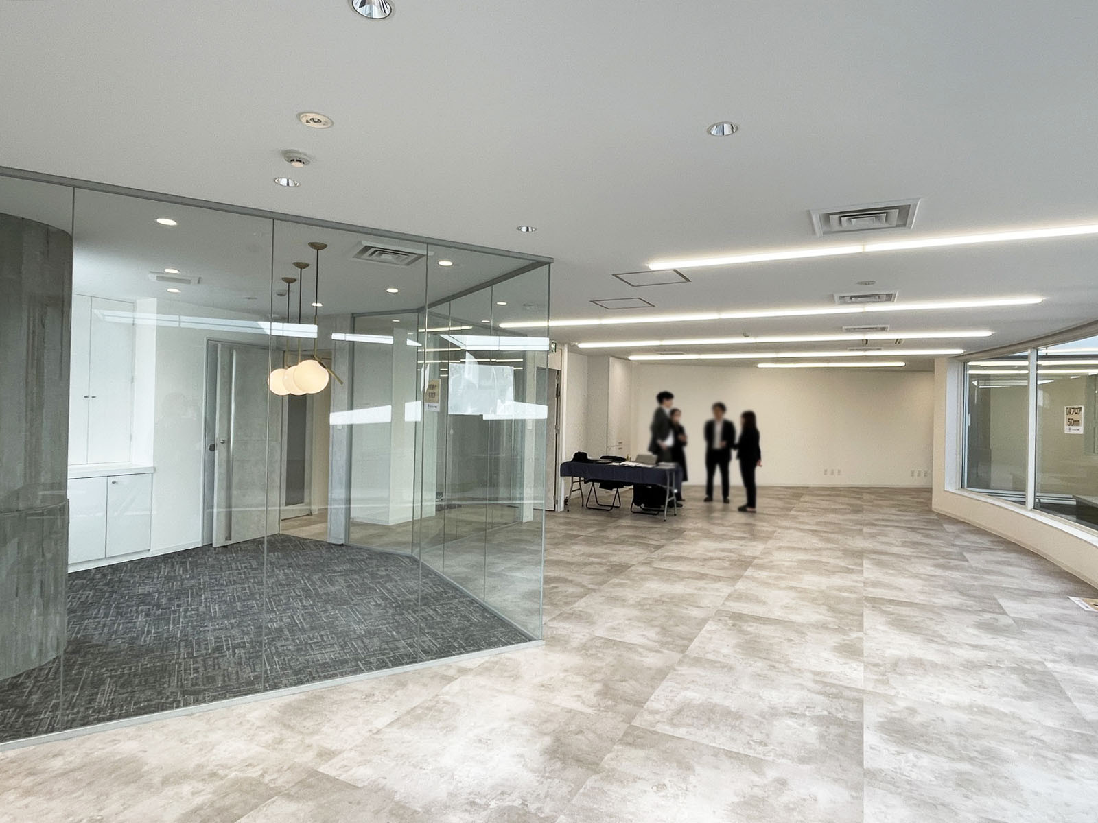 オフィス室内参考画像（8階・約37坪）
