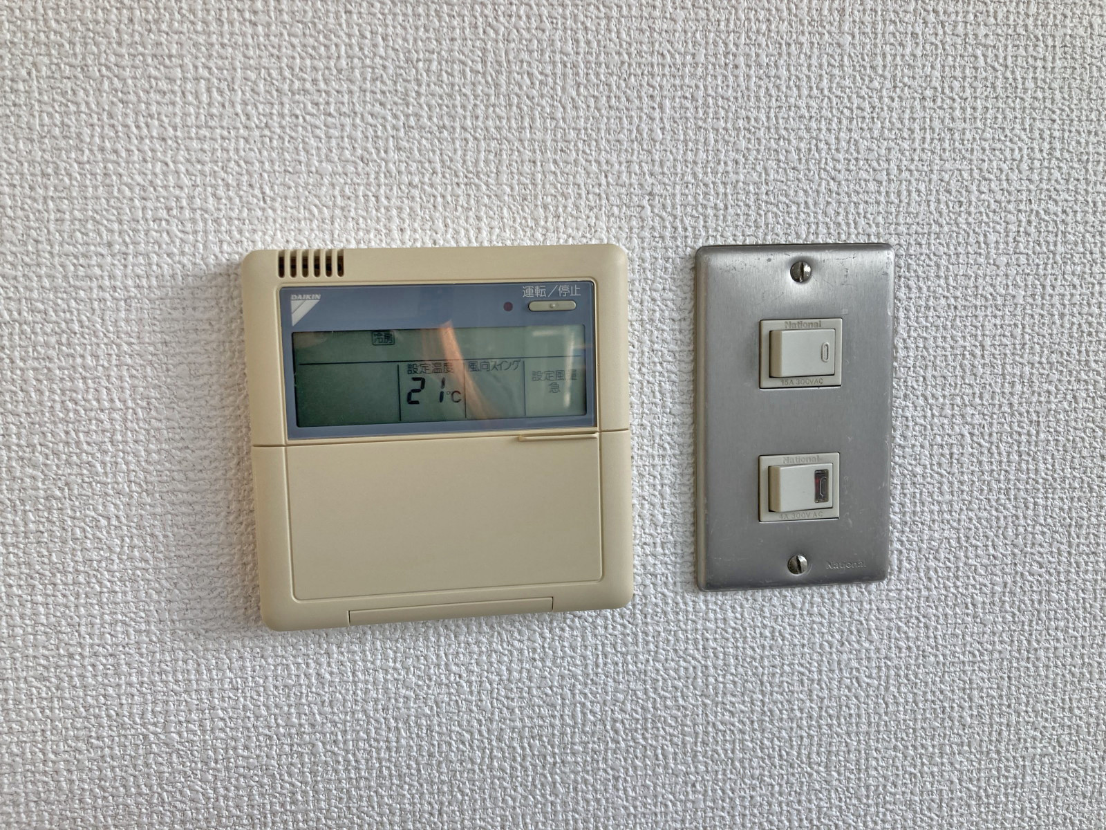 スイッチ類