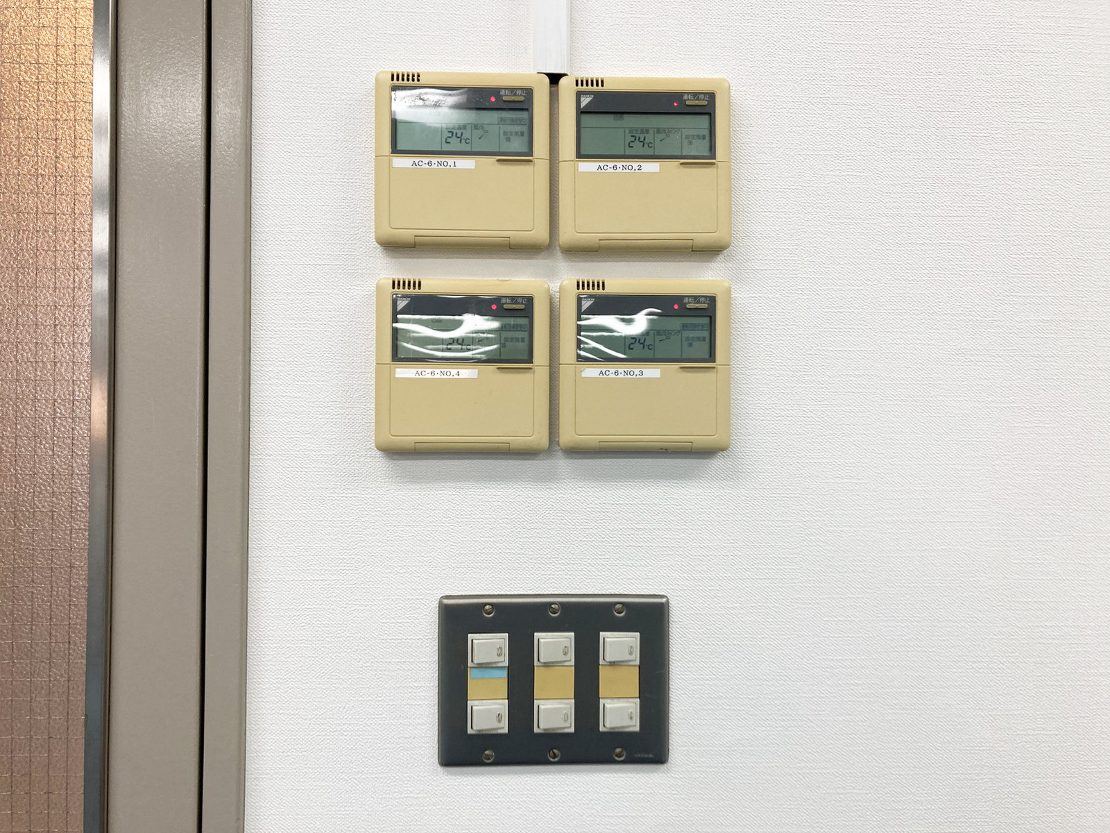スイッチ類