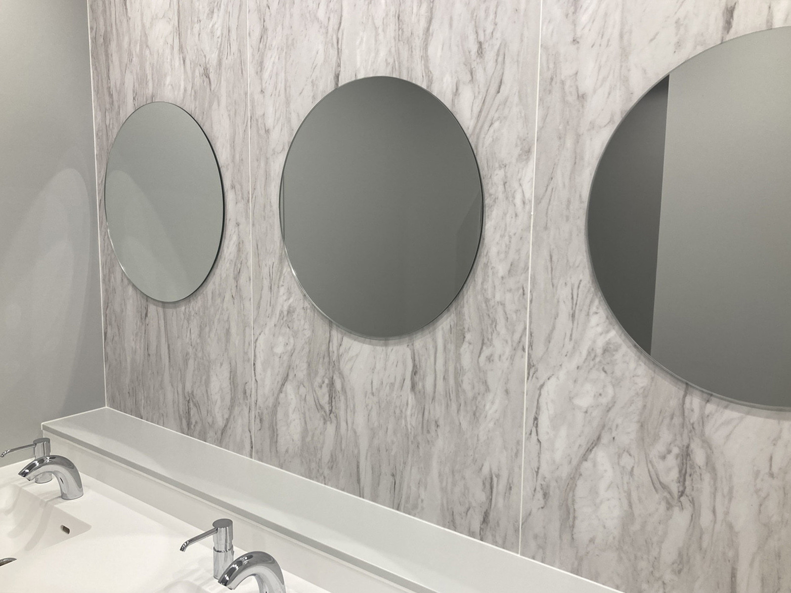 窓際の様子