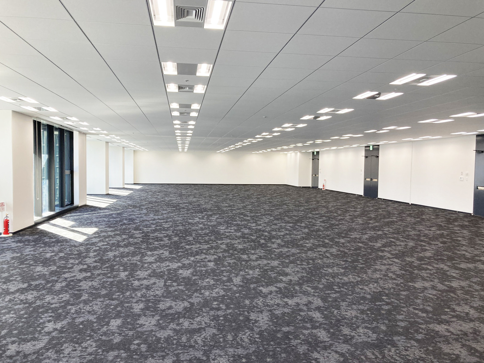オフィス室内参考画像(17階)
