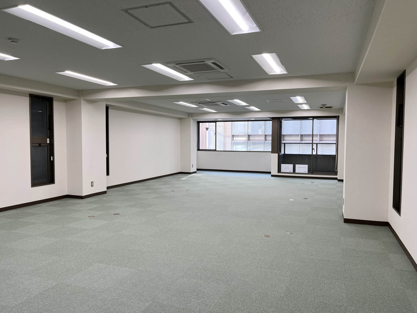 別角度の様子