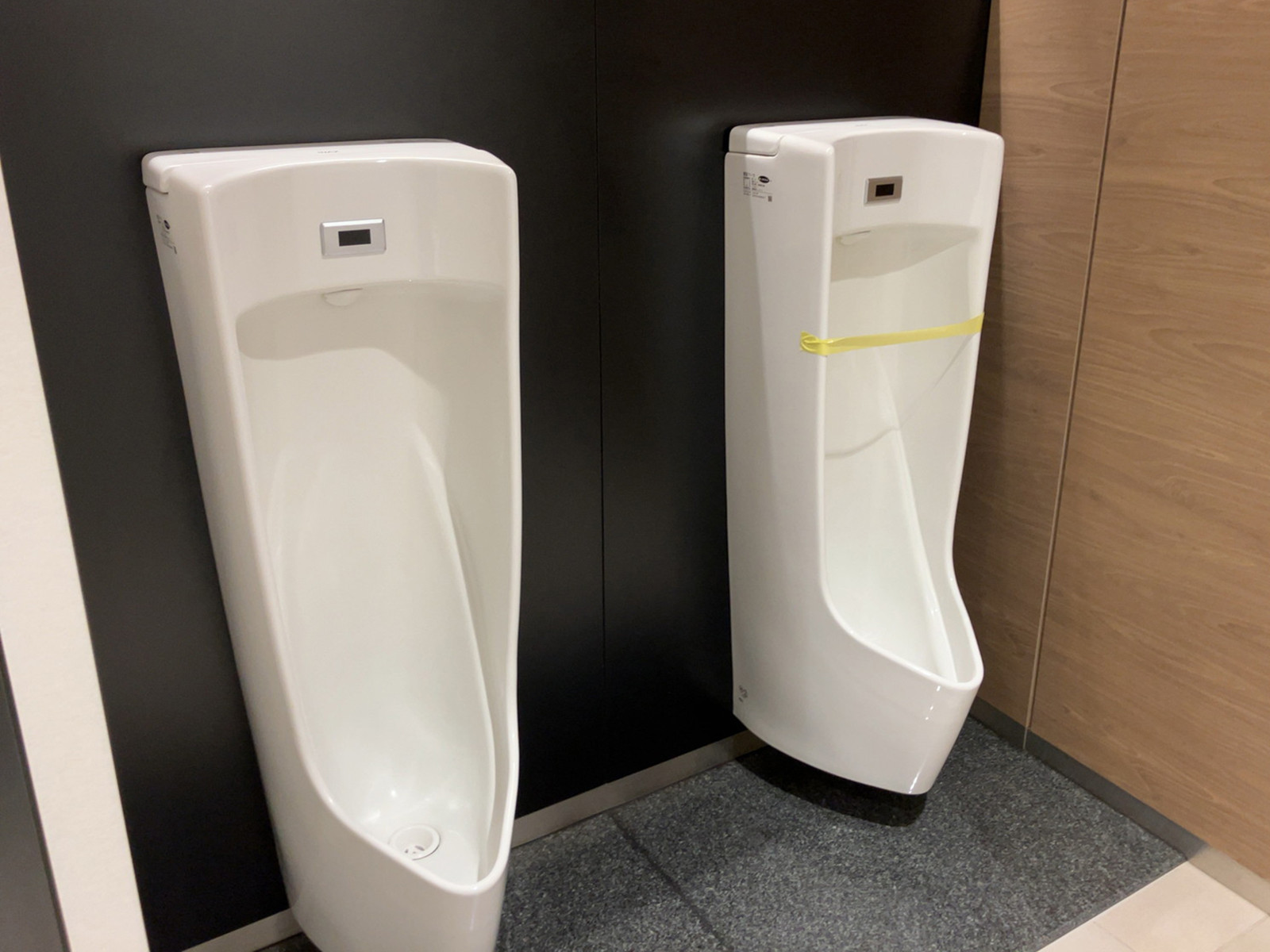 男性用トイレ