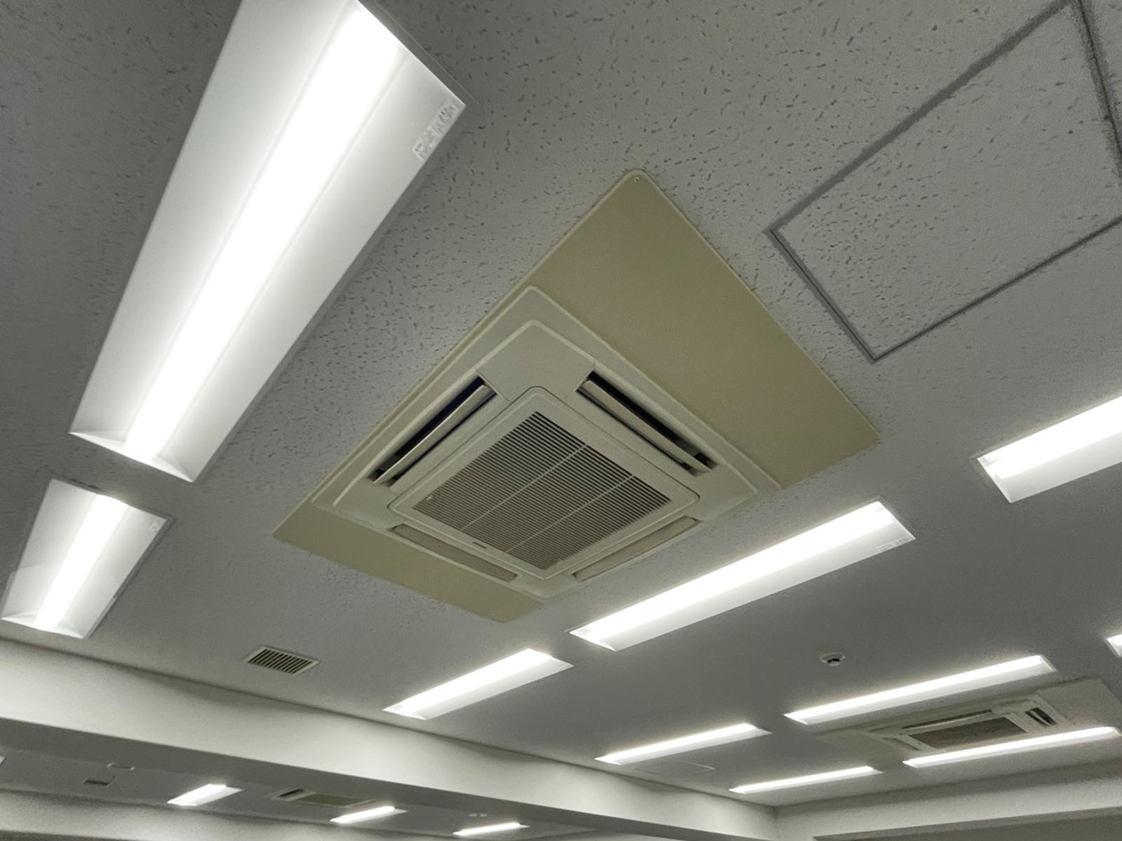 空調