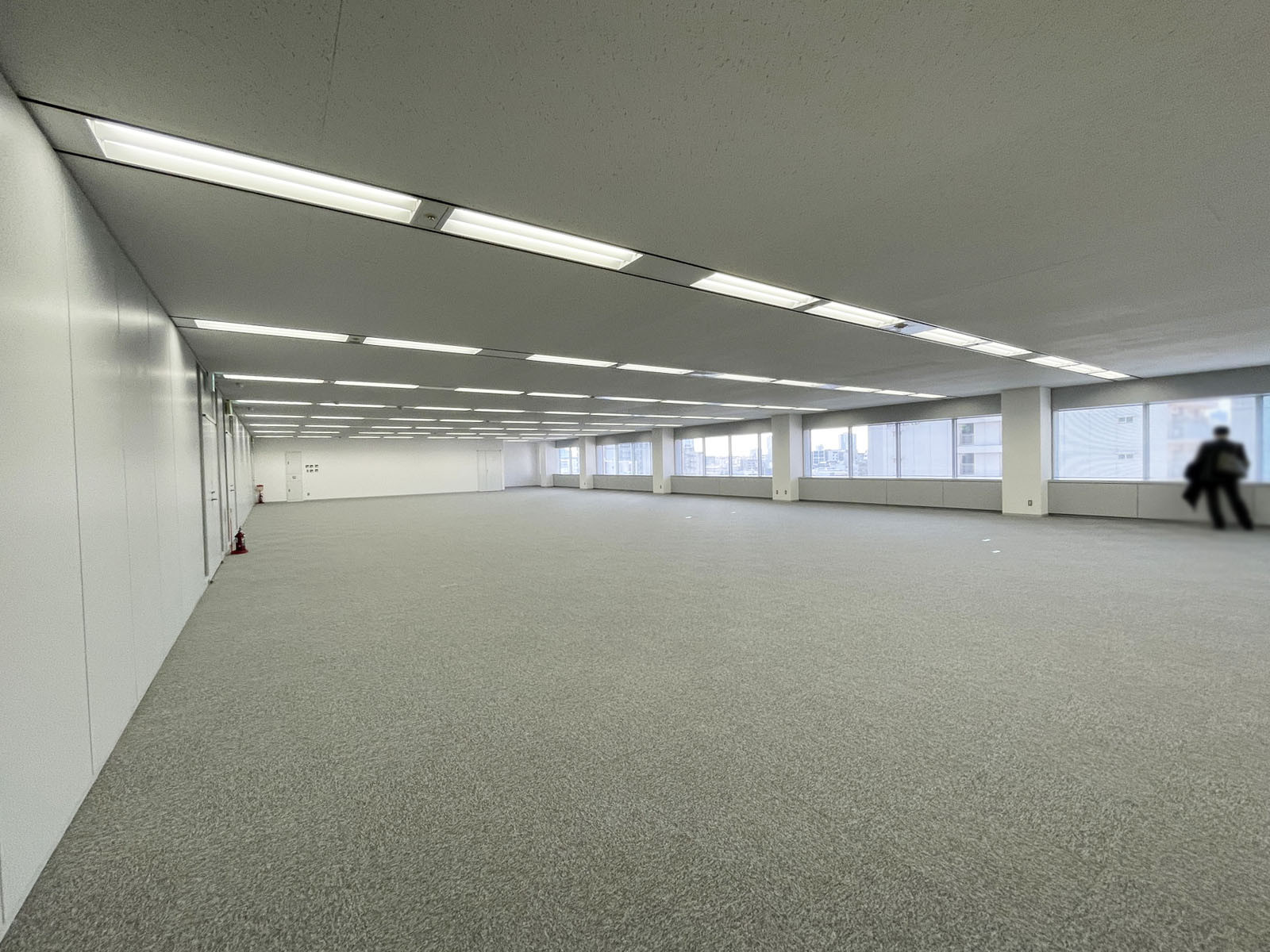 オフィス室内参考画像(10階・約131坪)