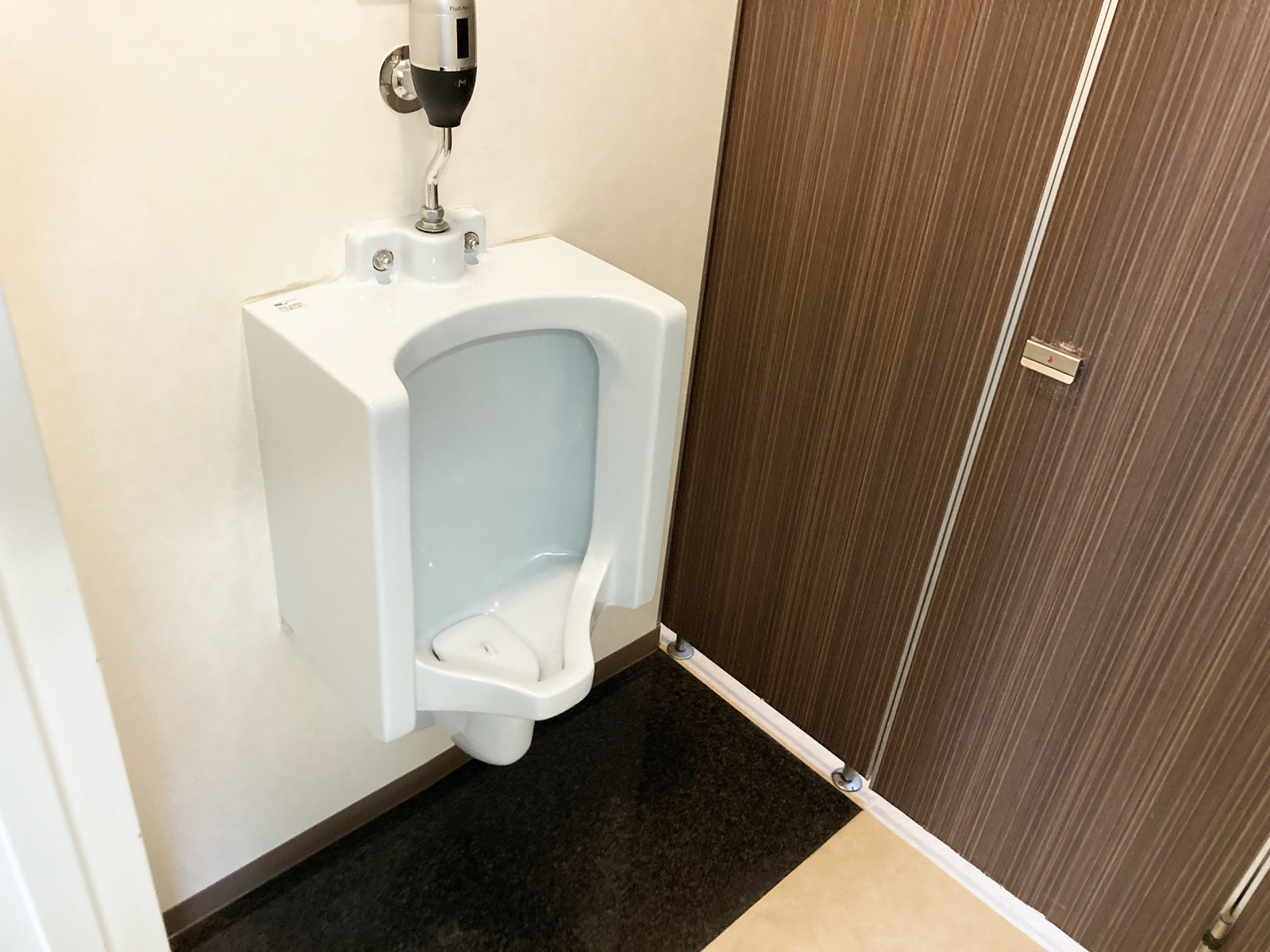 男性用トイレ