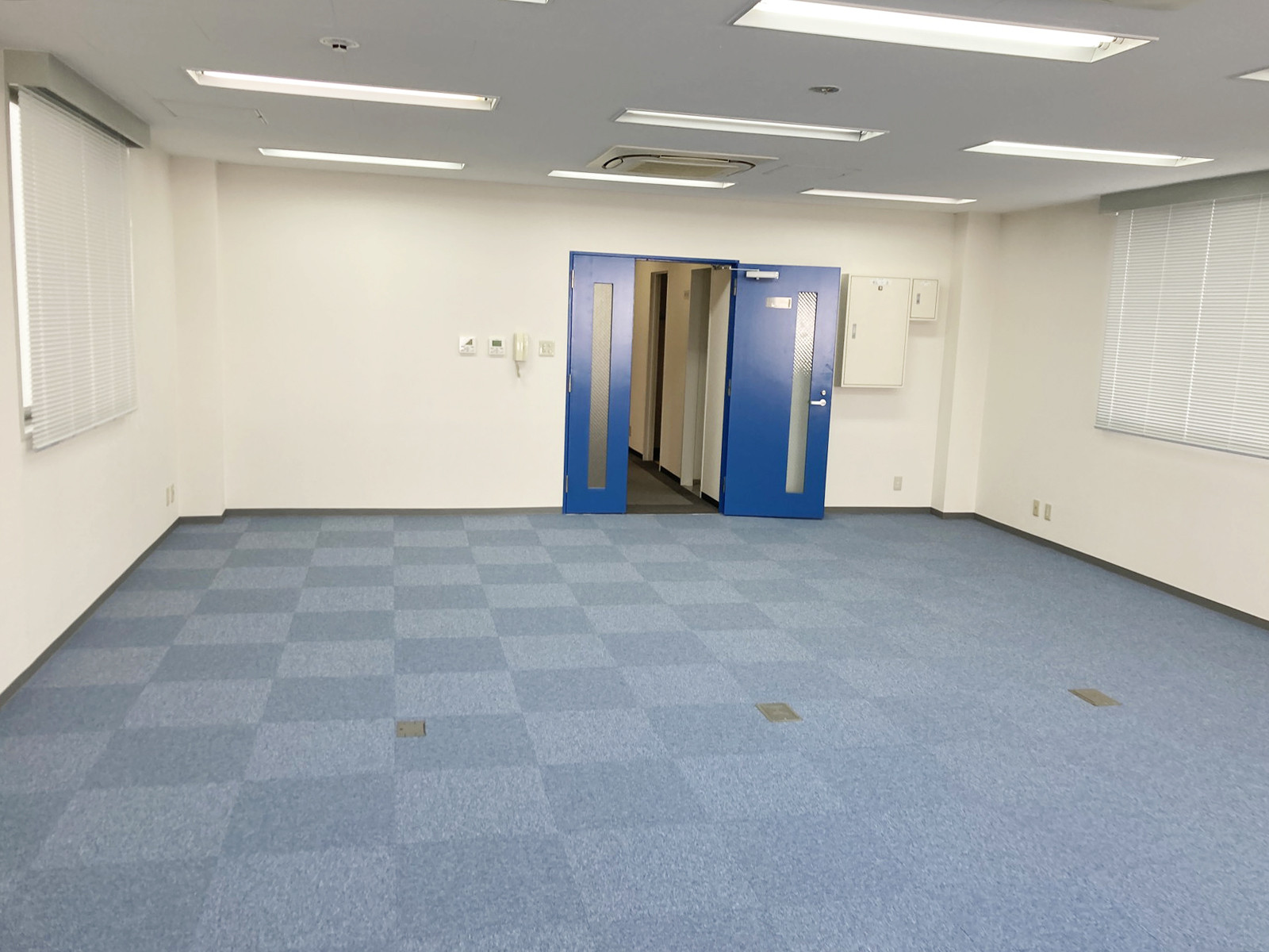 別角度の様子