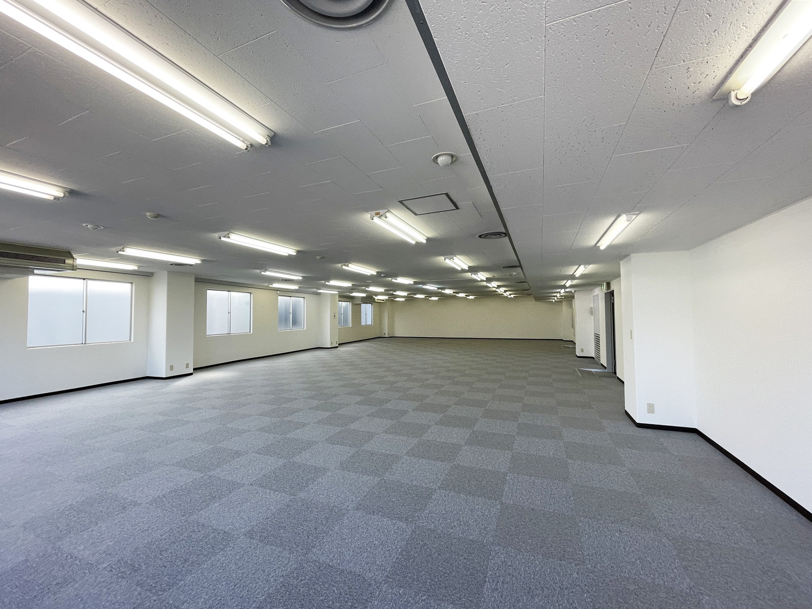 オフィス室内参考画像(8階-B・約71坪)