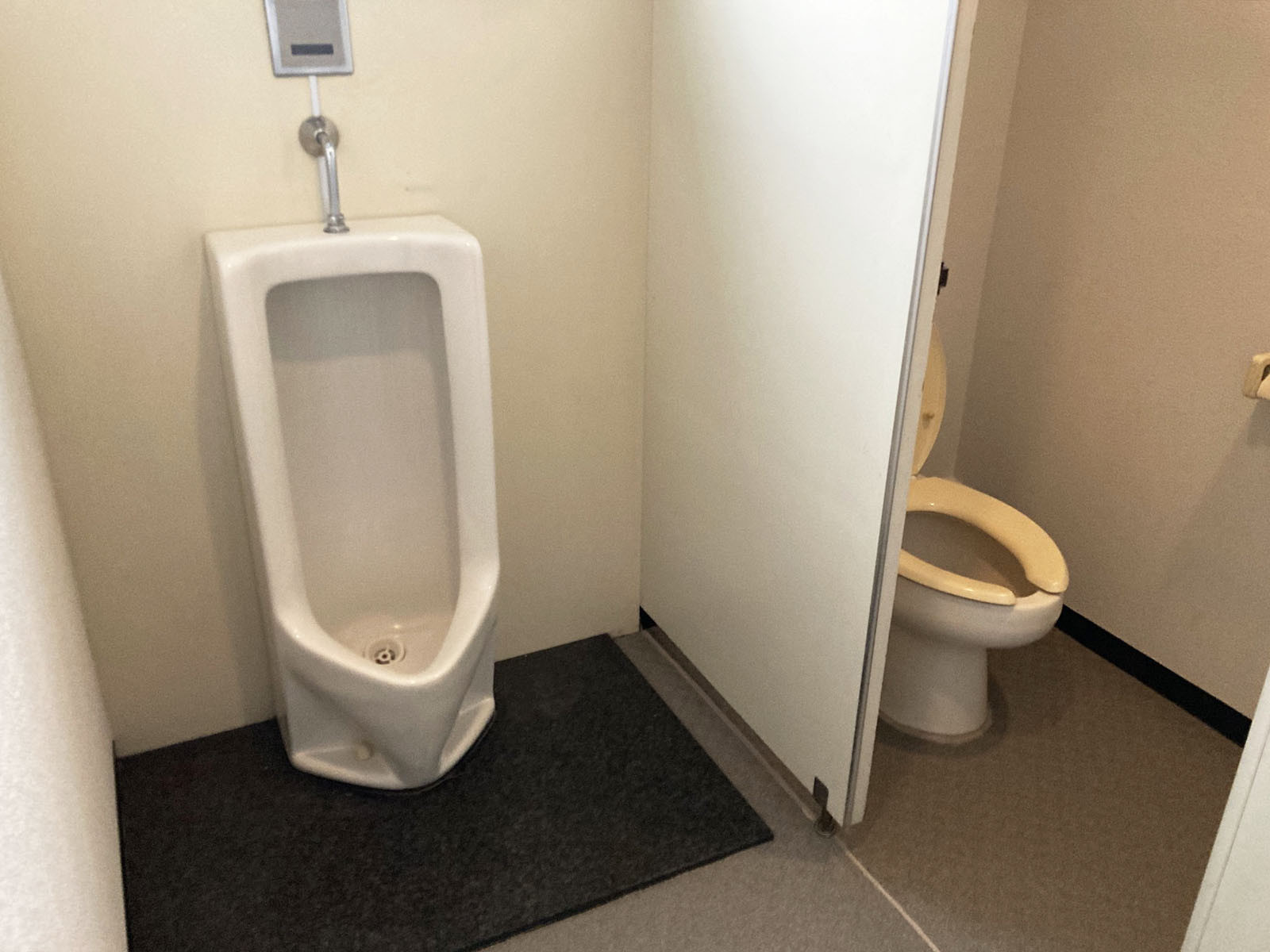 個室トイレ