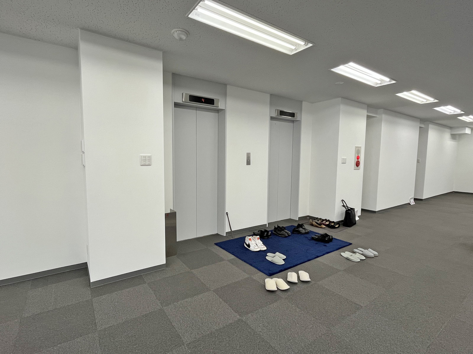 ダイレクトインのフロア
