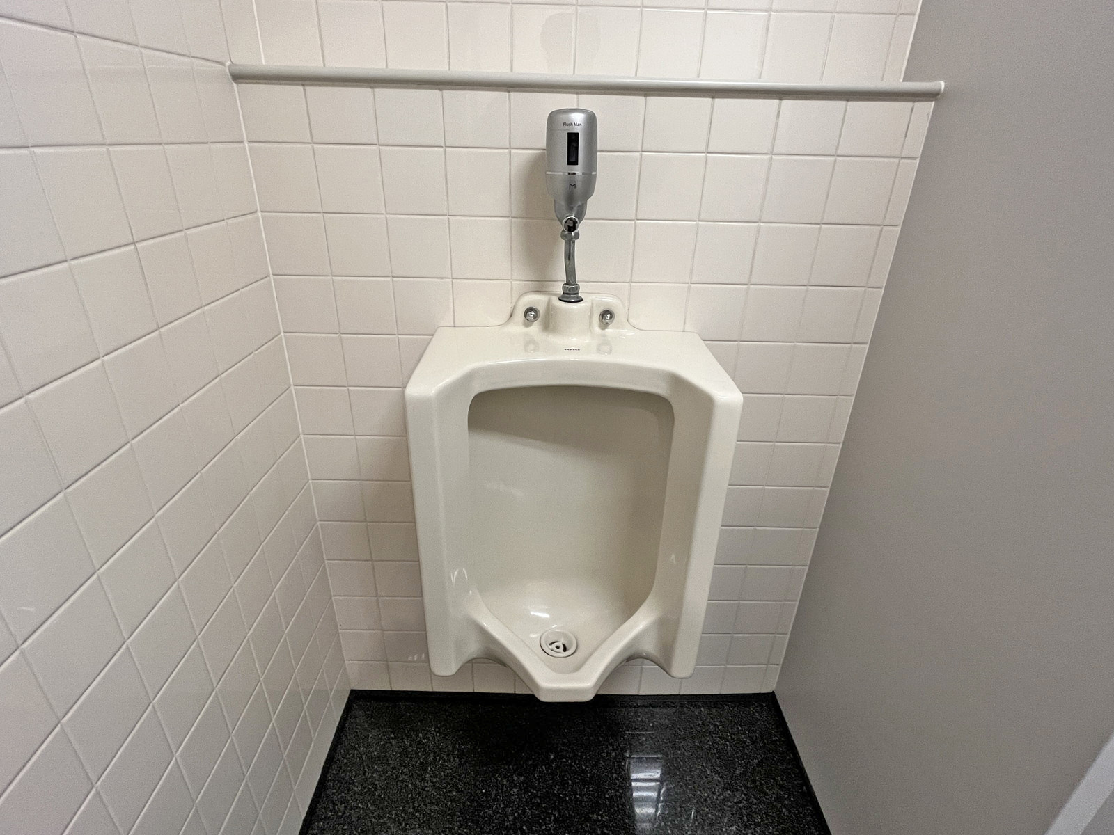 男性用トイレ