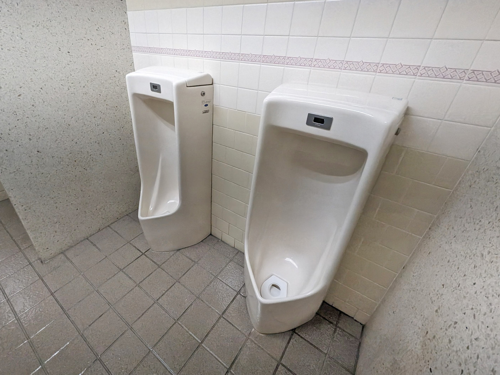 男性用トイレ
