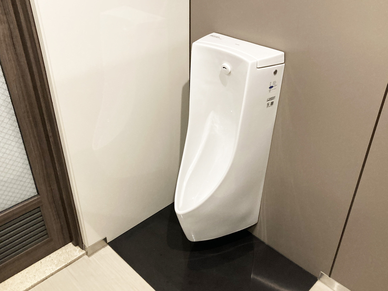 男性用トイレ