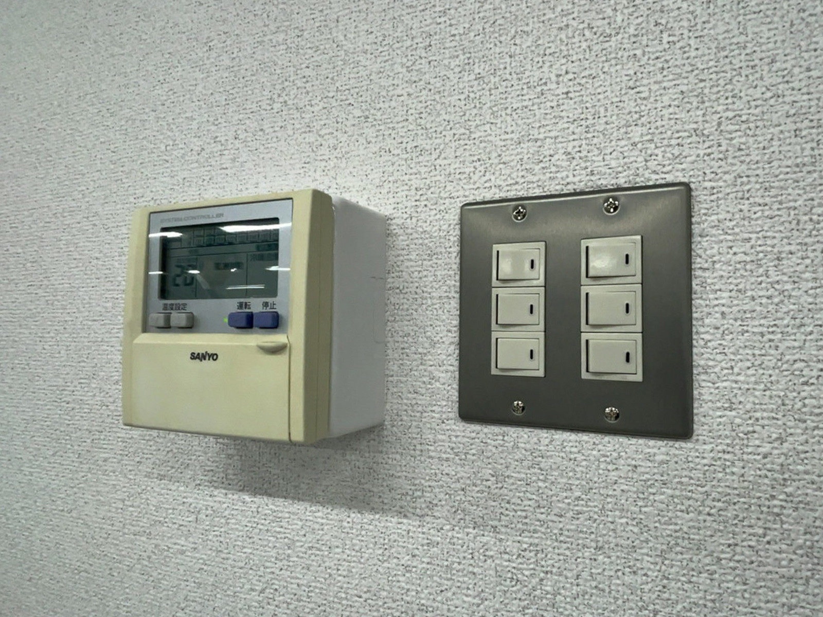 スイッチ類