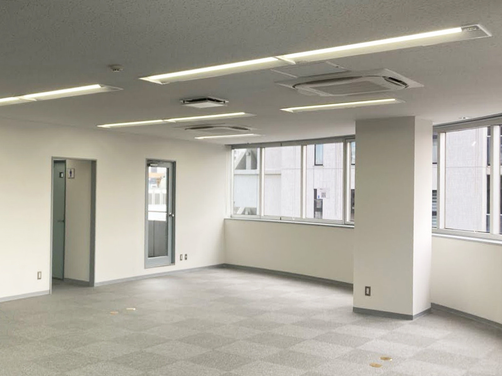 オフィス室内参考画像(7階・約30坪)