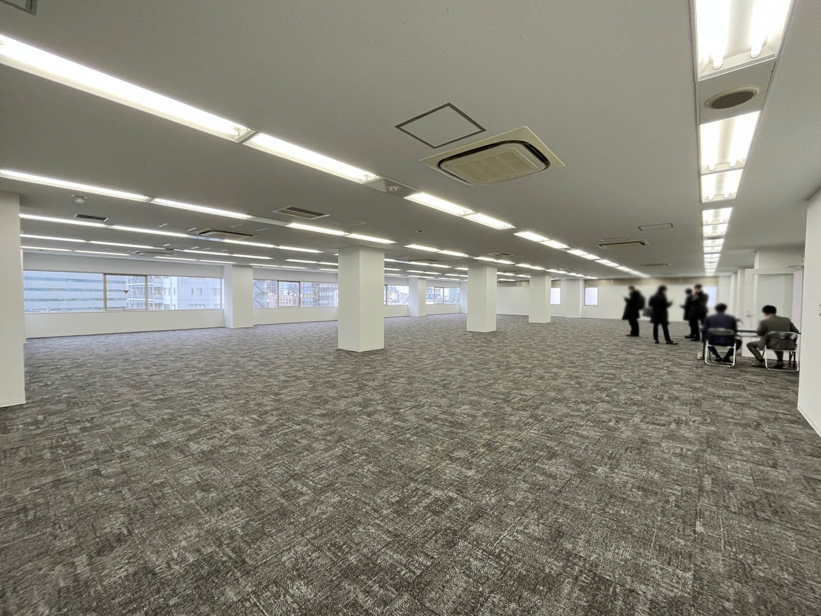オフィス室内参考画像