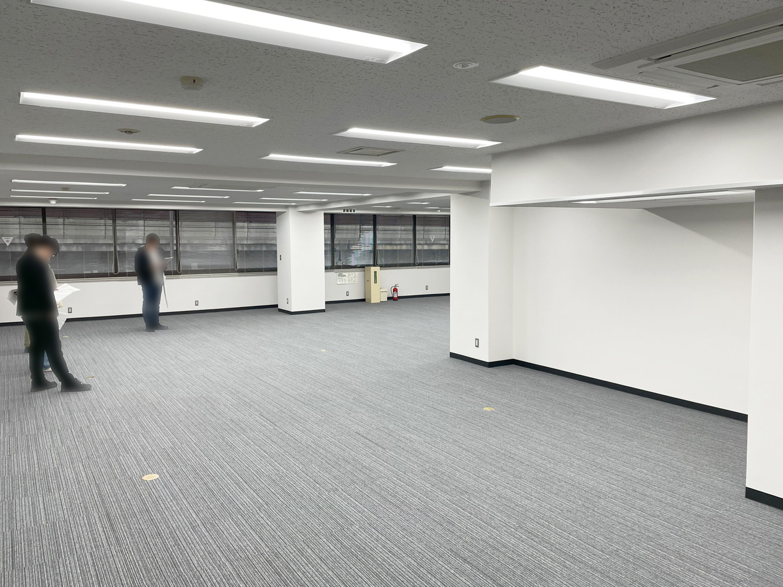 別角度の様子