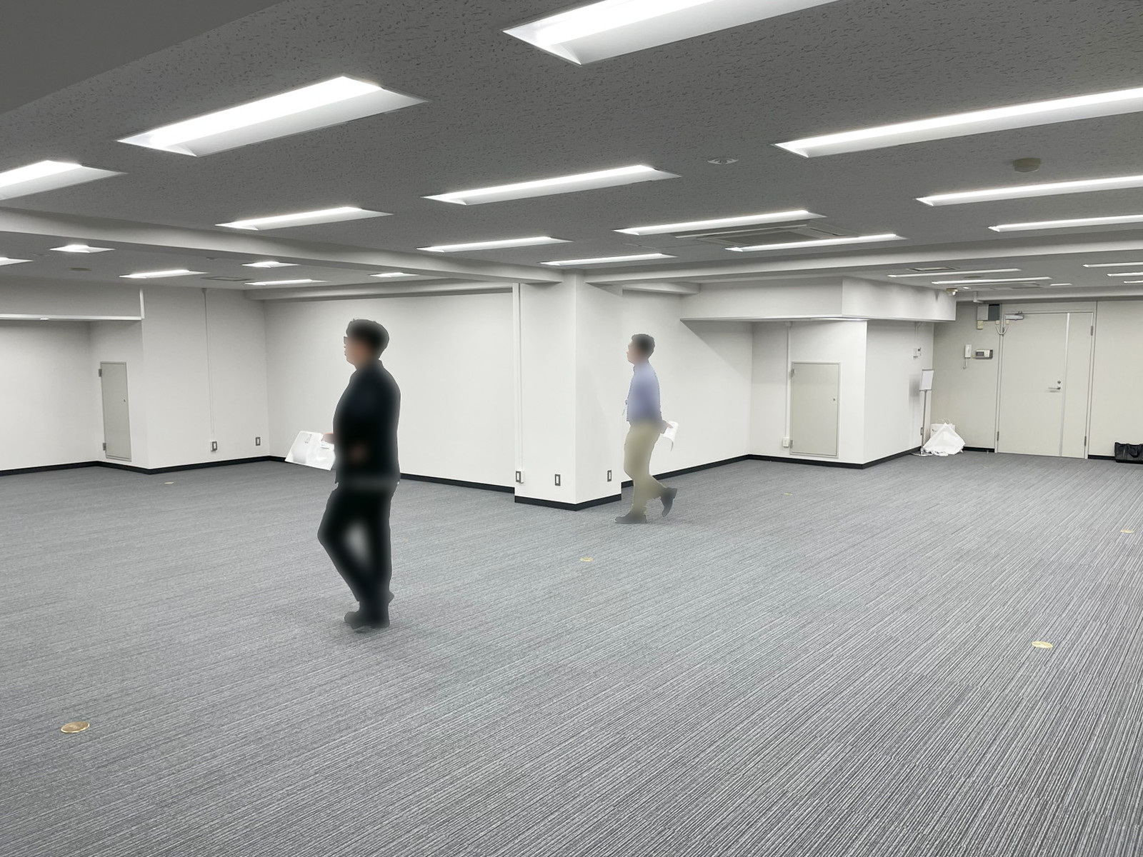 オフィス室内参考画像（302・約50坪）