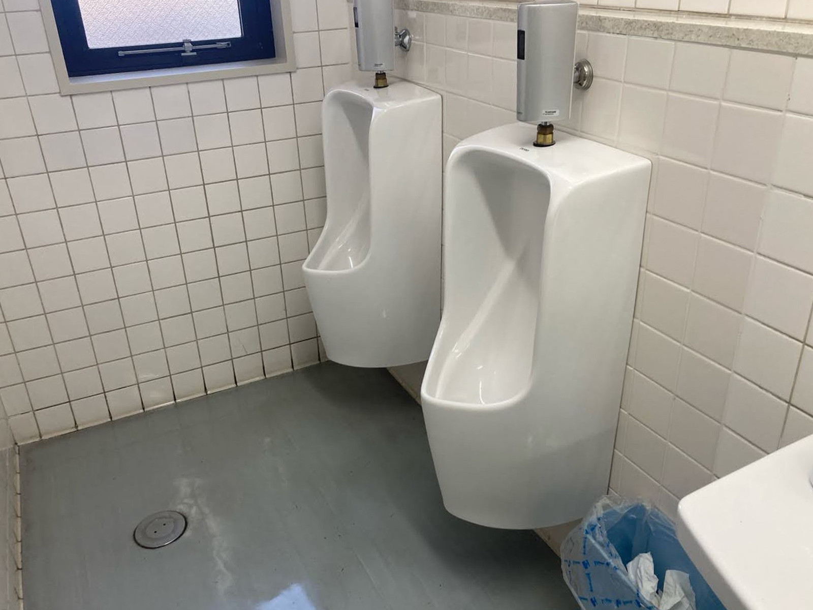 男性用トイレ