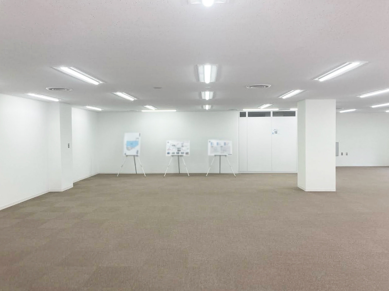 別角度の様子