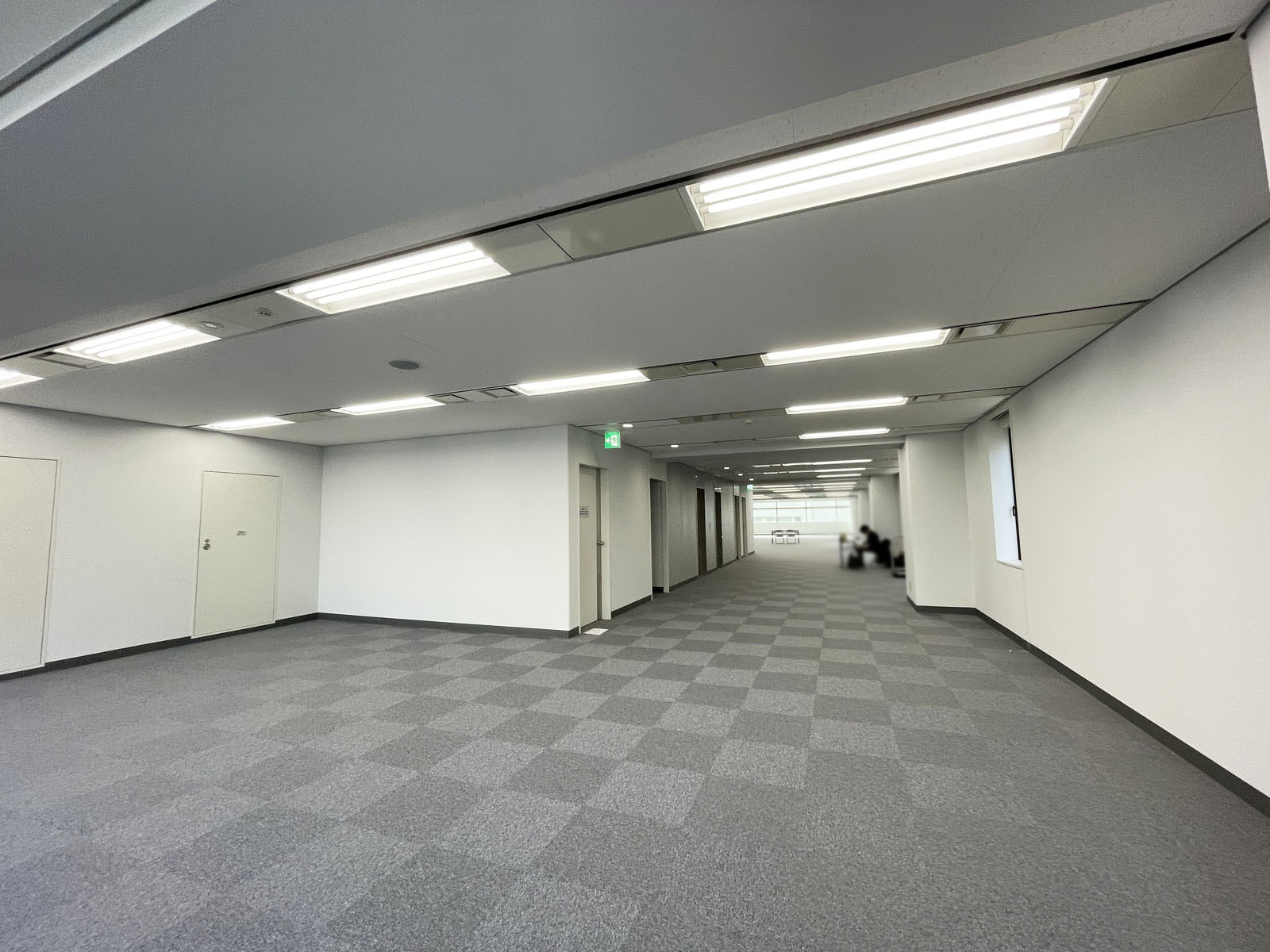 オフィス室内参考画像(5階・約126坪)
