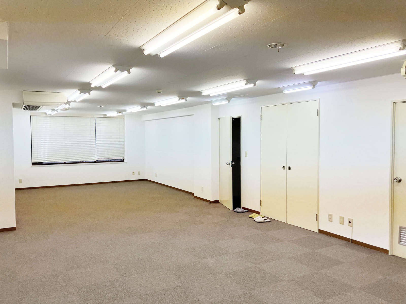 別角度の様子