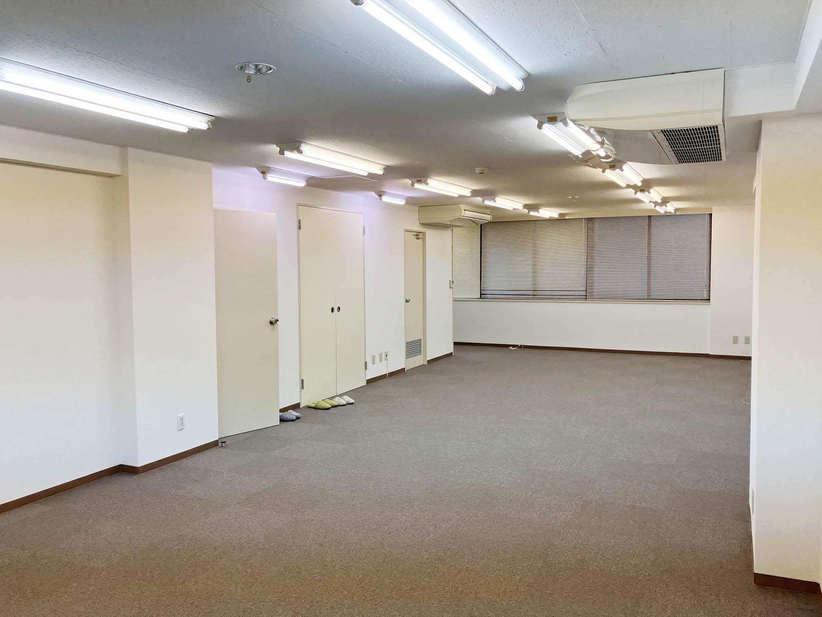 オフィス室内参考画像（2階・21.60坪）