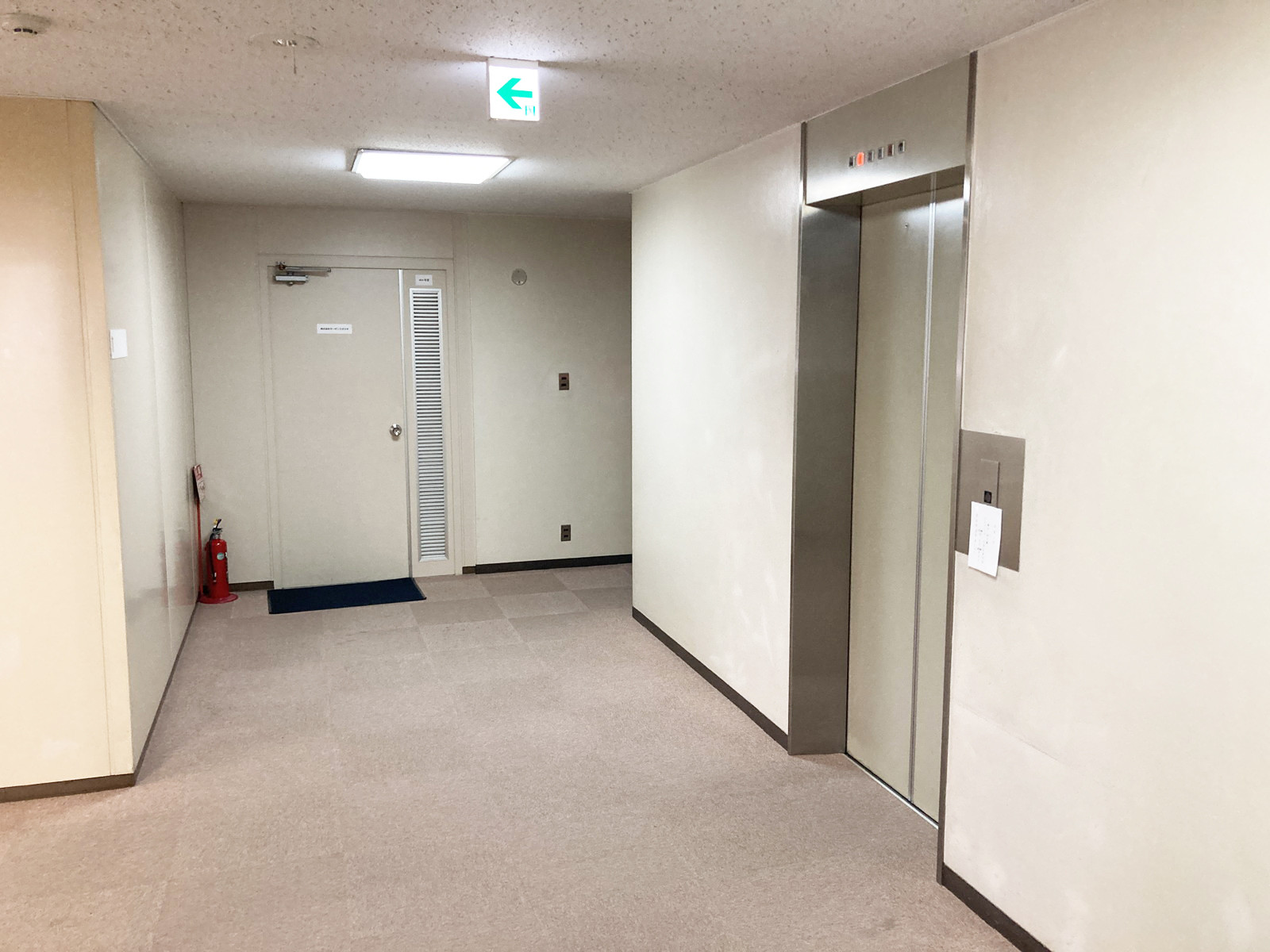 エレベーター