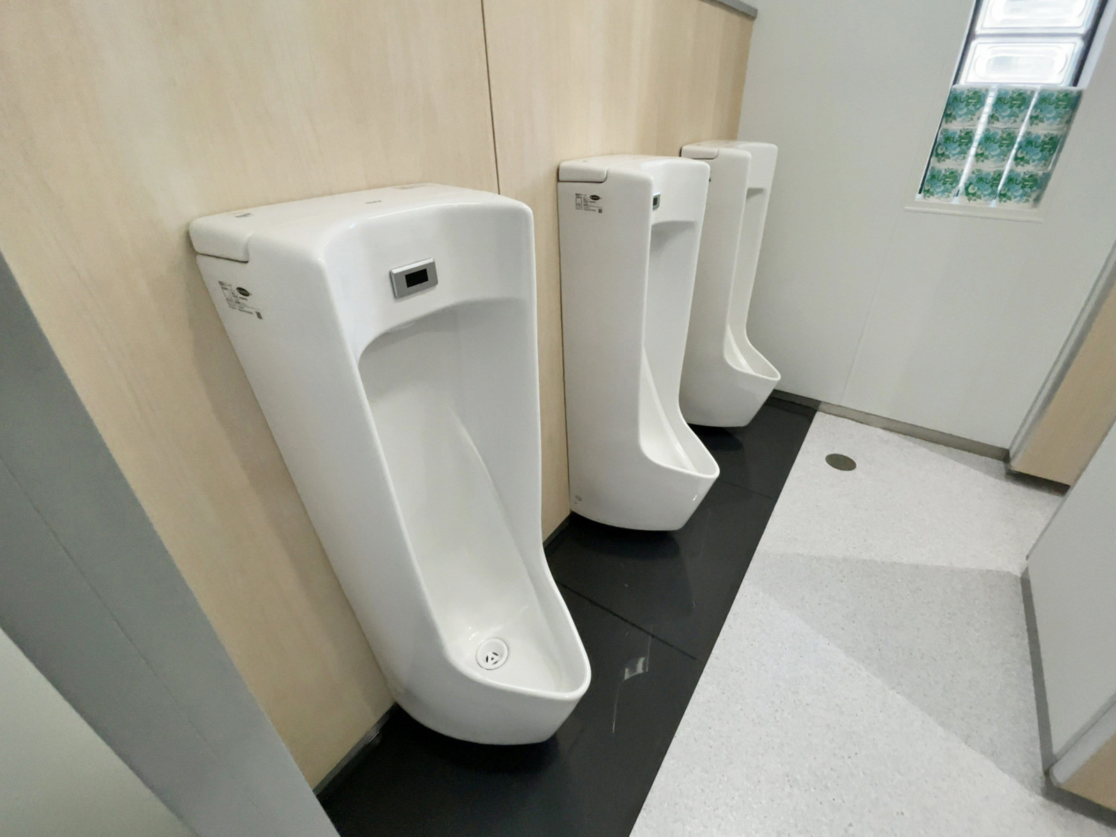 男性用トイレ