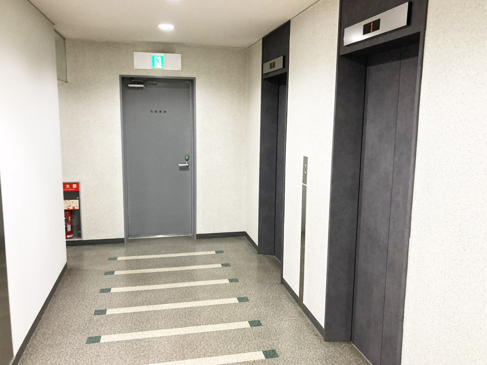 エレベーターホール