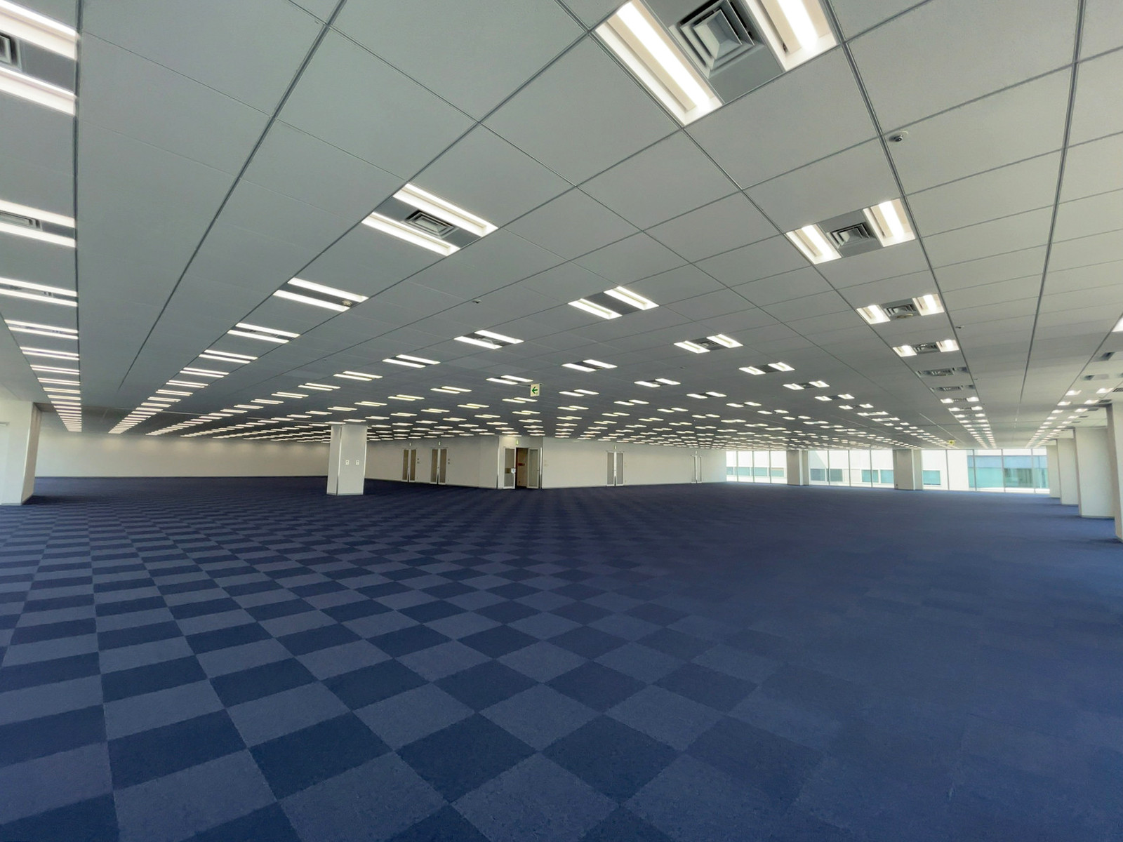 オフィス室内参考画像(13階・約416坪)