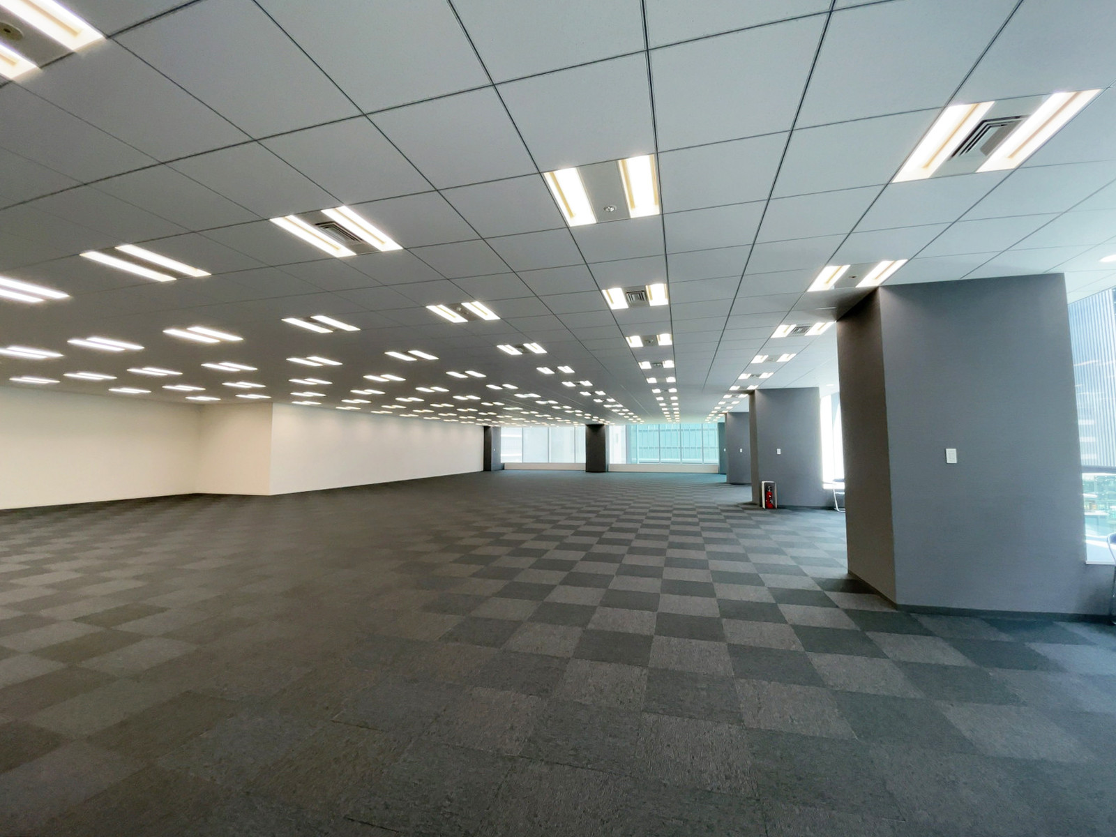 オフィス室内参考画像(6階・約162坪)